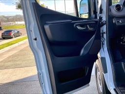 Mercedes-Benz Sprinter Crew Van High Roof 4-Cyl Diesel HO 2500 High Roof I4 Diesel HO 170" AWD 2026