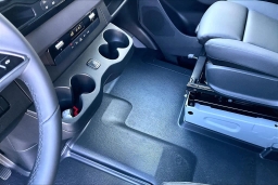 Mercedes-Benz Sprinter Crew Van High Roof 4-Cyl Diesel HO 2500 High Roof I4 Diesel HO 170" AWD 2026