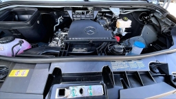 Mercedes-Benz Sprinter Crew Van High Roof 4-Cyl Diesel HO 2500 High Roof I4 Diesel HO 170" AWD 2026