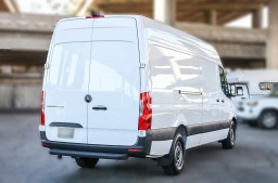 Mercedes-Benz eSprinter Cargo Van High Roof HO 2500 High Roof HO 170" RWD 2024