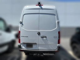 Mercedes-Benz Sprinter Cargo Van Standard Roof 4-Cyl Diesel HO 3500 Standard Roof I4 Diesel HO 144" RWD 2025