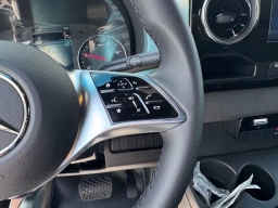 Mercedes-Benz Sprinter Cargo Van Standard Roof 4-Cyl Diesel HO 3500 Standard Roof I4 Diesel HO 144" RWD 2025