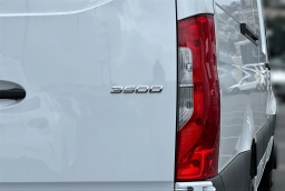 Mercedes-Benz Sprinter Cargo Van High Roof 4-Cyl Diesel HO 3500 High Roof I4 Diesel HO 170" RWD 2026