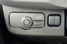 Mercedes-Benz Sprinter Cargo Van High Roof 4-Cyl Diesel HO 3500 High Roof I4 Diesel HO 170" RWD 2026