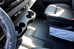 Mercedes-Benz Sprinter Cargo Van High Roof 4-Cyl Diesel HO 3500 High Roof I4 Diesel HO 170" RWD 2025