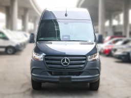 Mercedes-Benz Sprinter Passenger Van Standard Roof 4-Cyl Diesel HO 2500 Standard Roof I4 Diesel HO 144" RWD 2025