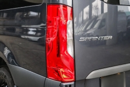 Mercedes-Benz Sprinter Passenger Van Standard Roof 4-Cyl Diesel HO 2500 Standard Roof I4 Diesel HO 144" RWD 2025