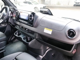 Mercedes-Benz Sprinter Passenger Van Standard Roof 4-Cyl Diesel HO 2500 Standard Roof I4 Diesel HO 144" RWD 2025