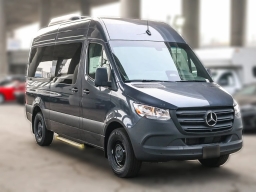 Mercedes-Benz Sprinter Passenger Van Standard Roof 4-Cyl Diesel HO 2500 Standard Roof I4 Diesel HO 144" RWD 2025