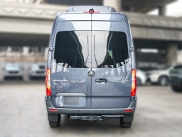 Mercedes-Benz Sprinter Passenger Van Standard Roof 4-Cyl Diesel HO 2500 Standard Roof I4 Diesel HO 144" RWD 2025