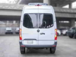 Mercedes-Benz Sprinter Passenger Van Standard Roof 4-Cyl Diesel HO 2500 Standard Roof I4 Diesel HO 144" RWD 2025