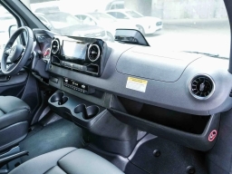 Mercedes-Benz Sprinter Passenger Van Standard Roof 4-Cyl Diesel HO 2500 Standard Roof I4 Diesel HO 144" RWD 2025