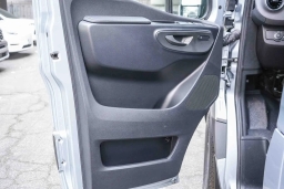 Mercedes-Benz Sprinter Passenger Van Standard Roof 4-Cyl Diesel HO 2500 Standard Roof I4 Diesel HO 144" RWD 2025