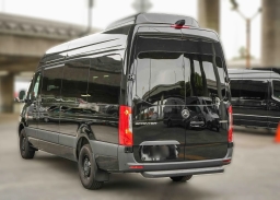 Mercedes-Benz Sprinter Passenger Van High Roof 4-Cyl Diesel HO 2500 High Roof I4 Diesel HO 170" RWD 2026