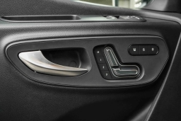 Mercedes-Benz Sprinter Passenger Van High Roof 4-Cyl Diesel HO 2500 High Roof I4 Diesel HO 170" RWD 2026