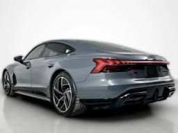 Audi RS e-tron GT performance quattro 2025