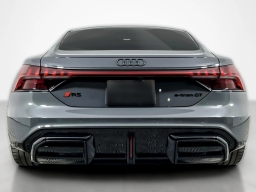 Audi RS e-tron GT performance quattro 2025