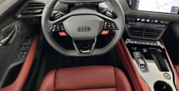 Audi RS e-tron GT performance quattro 2025