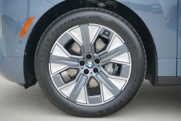 BMW iX xDrive45 Sports Activity Vehicle 2026