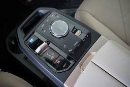 BMW iX xDrive45 Sports Activity Vehicle 2026