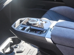 BMW iX xDrive45 Sports Activity Vehicle 2026