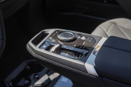 BMW iX xDrive45 Sports Activity Vehicle 2026