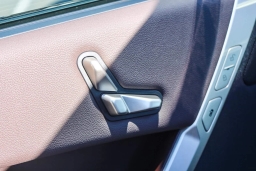 BMW iX xDrive45 Sports Activity Vehicle 2026