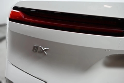 BMW iX xDrive45 Sports Activity Vehicle 2026