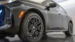 BMW iX xDrive45 Sports Activity Vehicle 2026