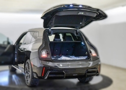 BMW iX xDrive45 Sports Activity Vehicle 2026