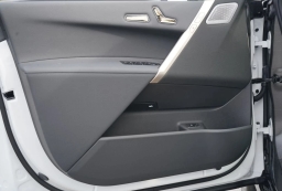 BMW iX xDrive45 Sports Activity Vehicle 2026