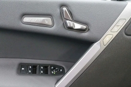 BMW iX xDrive45 Sports Activity Vehicle 2026