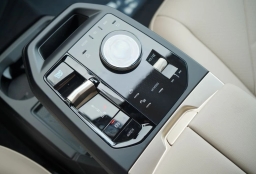 BMW iX xDrive45 Sports Activity Vehicle 2026