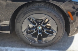 BMW iX xDrive45 Sports Activity Vehicle 2026