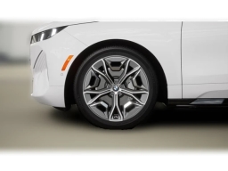 BMW iX xDrive45 Sports Activity Vehicle 2026