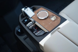 BMW iX xDrive45 Sports Activity Vehicle 2026