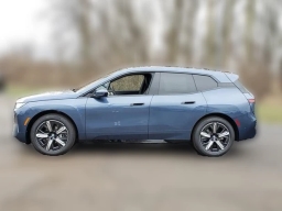 BMW iX xDrive45 Sports Activity Vehicle 2026