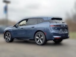 BMW iX xDrive45 Sports Activity Vehicle 2026