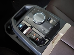 BMW iX xDrive45 Sports Activity Vehicle 2026