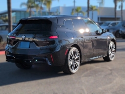 BMW iX xDrive60 Sports Activity Vehicle 2026