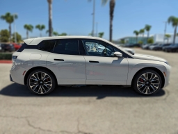 BMW iX xDrive60 Sports Activity Vehicle 2026