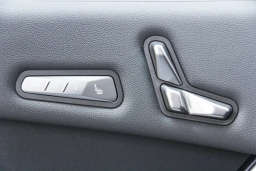 BMW iX xDrive60 Sports Activity Vehicle 2026