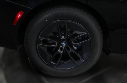 BMW iX xDrive60 Sports Activity Vehicle 2026