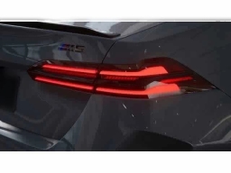 BMW M5 Base (A8) Sedan 2026