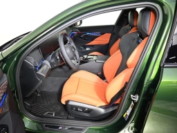 BMW M5 Base (A8) Sedan 2026