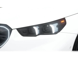 BMW M5 Base (A8) Sedan 2026