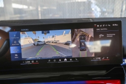 BMW M5 Base (A8) Sedan 2026