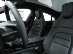 Porsche Taycan 4 AWD 2026