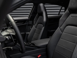 Porsche Panamera Base RWD 2025