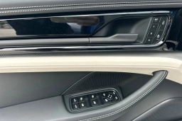 Porsche Panamera 4 AWD 2026